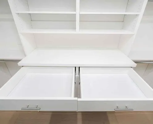 Full extension soft-closing drawers for t-shirts and undergarments.